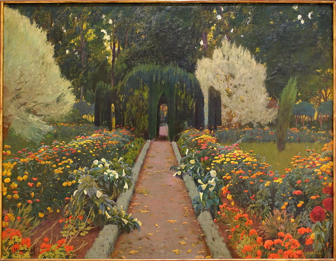 Pintura impresionista de un paseo de jardín bordeado de flores y árboles recortados.